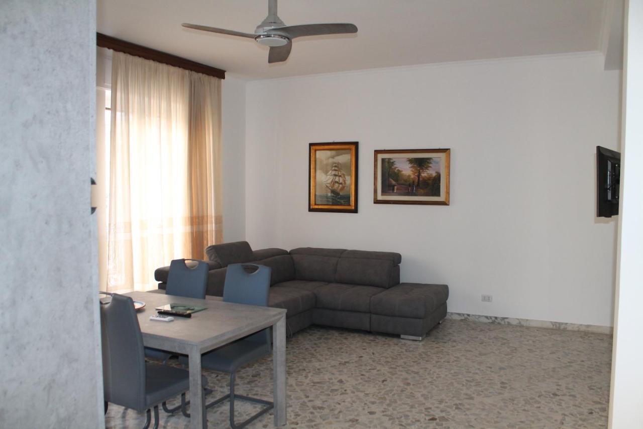 Casa Giali - Sea ​​View Home For Family Giovinazzo Eksteriør billede